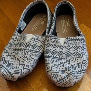 Toms- only worn once!!
